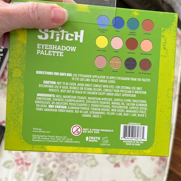 NEW! Stitch Eyeshadow Palette - Picture 10 of 16
